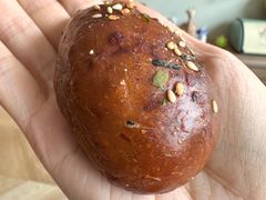 小鱼干碱水球-WHEN PIGS FLY当猪飞