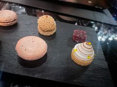 餐后甜品-L'ATELIER de Joel Robuchon(外滩18号店)