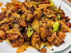 特色干炒鸡-满堂春特色餐馆