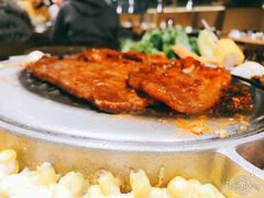 辣椒酱五花肉-姜虎东白丁烤肉(恒隆广场店)