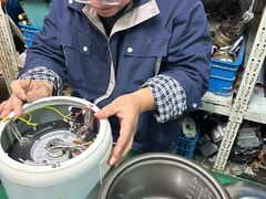 -中央商场维修(东明路店)