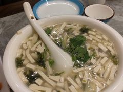 -清风园肘子馆(万家大激店)