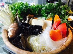 -湊湊火锅·茶憩(新中关购物中心店)