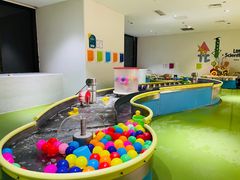 -爱睿思儿童早教亲子游泳(万象城店)