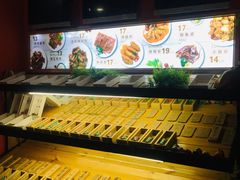 -吉吉向上炭烤鸡肉煲(大学城店)