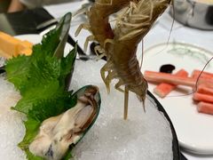 -红鼎豆捞·非遗鲍皇汤火锅(宝丰路店)