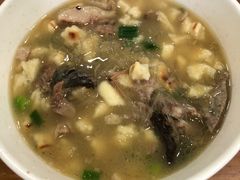 泡馍-刘信牛羊肉小炒泡馍(回民街店)