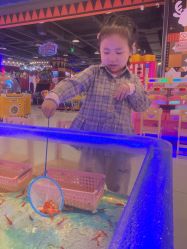 -哈尼鹿儿童乐园(长沙梅溪湖步步高店)