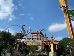 -七彩云南欢乐世界