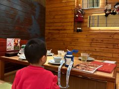 -Lia Cafe Bar Restaurant松山咖啡屋