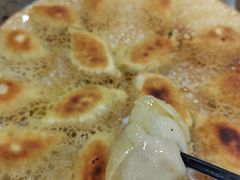 锅贴-周家大连水饺(美专校街店)