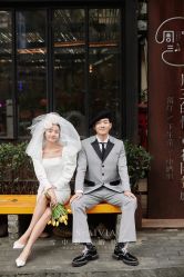 -雪中彩影婚纱摄影·微光艺术中心