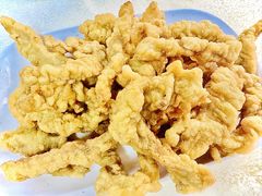 -猪三哥肥肠鸡川菜小炒