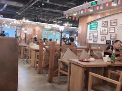 大堂-好伦哥(温都水城店)