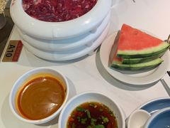 -左庭右院鲜牛肉火锅(金山万达店)