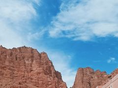 -天山神秘大峡谷