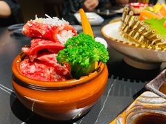 -山川小町·极番烧肉(新地假日广场店)