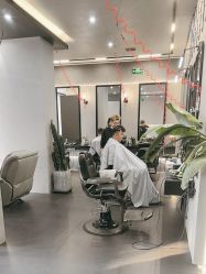 -老肖男士理发店