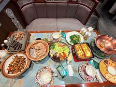 -哈啾嗨·新概念蒙餐(红星新城店)