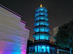 -绳金塔