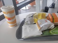 -麦当劳(外高桥DT店)