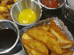 -炸鸡情侣韩式料理(中央大街店)