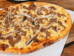 -I HOLIC艾豪丽披萨(KKone店)