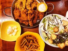 -BHC炸鸡(明洞总店)