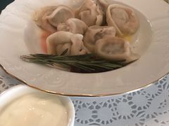三文鱼饺子-普希金文学咖啡馆