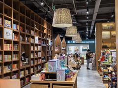 -百新书局(尚悦湾店)