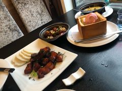 -河畔春天时尚餐厅