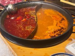 -旧街市鲜货老火锅(大光路店)