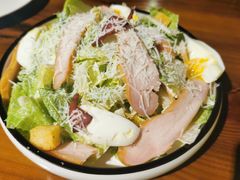 烟熏鸡肉凯撒色拉-MARU玛露音乐餐厅(前滩世贸店)