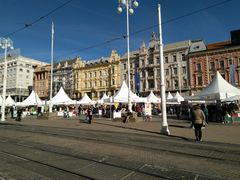 -耶拉契奇总督广场