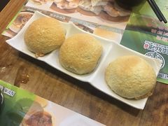 酥皮叉烧包-添好运点心专门店(深水埗店)