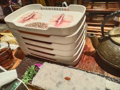 -老牌坊云南鱼豆花火锅(爱建店)