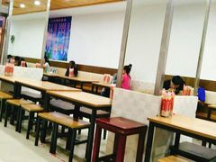 大堂-东财大盘鸡(黑石礁店)