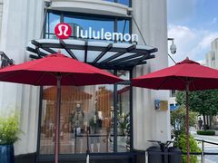 -lululemon(比斯特购物村店)