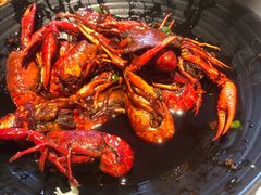-巴厘龙虾·榜首油焖大虾(音乐学院·沿江酒馆店)