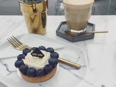 -UNI UNI(环亚凯瑟琳店)