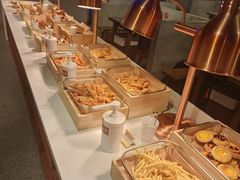 -言玖鲜火锅串串披萨自助(益田假日店)