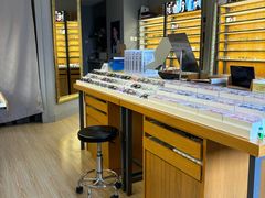 -优医视平价眼镜蔡司依视路折扣工厂店(德胜门店)