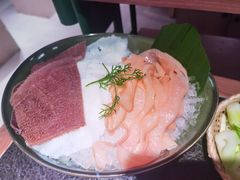 -三出山火锅(南京万象天地店)