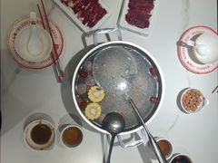 -八合里牛肉火锅(上海世茂广场店)