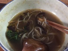 -陈记柳州螺蛳粉(大坪店)