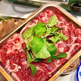 冬日里的味蕾狂欢｜酸汤牛肉火锅之旅 