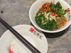 -忘情水鱼头·鲜鱼火锅(滨江中路店)