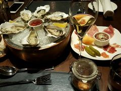 餐前包-恰餐厅及酒吧 CHAR Bar & Grill (北京丽都皇冠假日店)