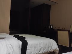 -维也纳酒店(广州番禺市桥地铁站店)