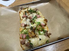 肉食者披萨-HELLO 27 意面·沙拉·帕尼尼